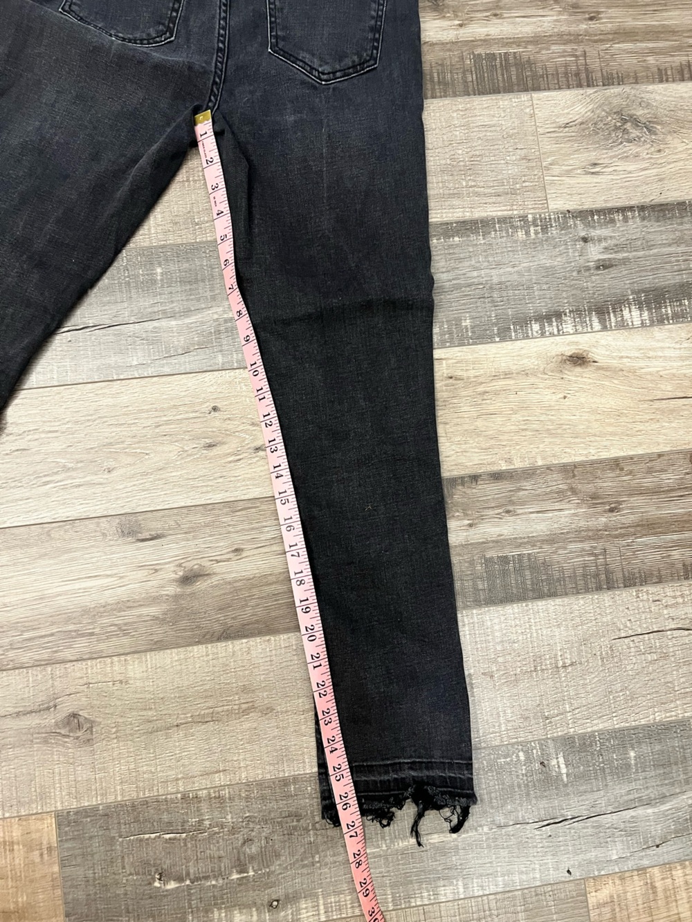 pistola Charcoal Black High-Rise Skinny Jeans with Ankle Slits Sz 27 EUC - Picture 5 of 7